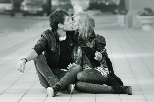 couple-cute-kiss-love-Favim_com-143001